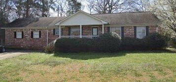 260 Garrison Rd, Gardendale, AL 35071