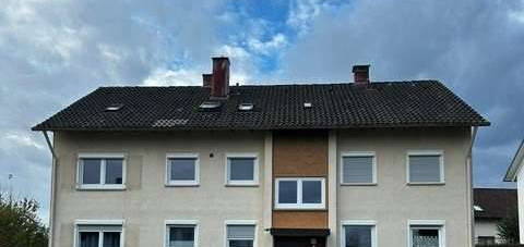 Komplett neu renovierte 3-Zimmer-Wohnung mit Balkon