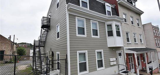 435 Ferry St Unit 01, Easton, PA 18042