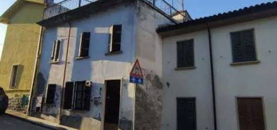 Casa o villa all'asta in via Guglielmo Marconi, 8