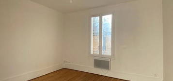 Appartement  à louer, 3 pièces, 2 chambres, 55 m²