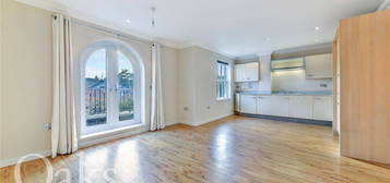 Flat for sale in Croham Road, South Croydon CR2