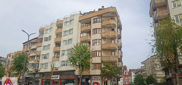 AHMET AKYOLU CADDESİ ÜZERİ SATILIK DAİRE