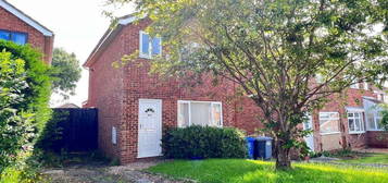 3 bedroom detached house