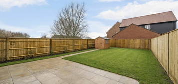 3 bedroom detached house