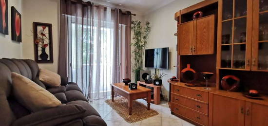 Apartamento T3+1 em Olhão