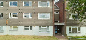 Flat for sale in Kents Avenue, Hemel Hempstead HP3