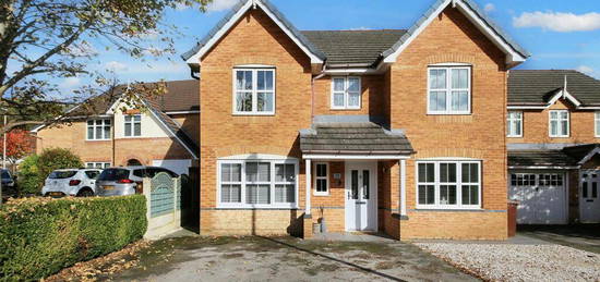 4 bedroom detached house for sale