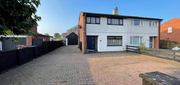 3 bed semi-detached house for sale