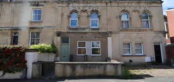 6 bedroom terraced house