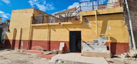 Casa adosada en venta en Calle Cañada, Fuentidueña de Tajo