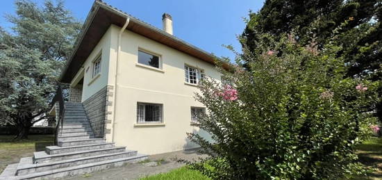 Maison  à vendre, 4 pièces, 3 chambres, 212 m²