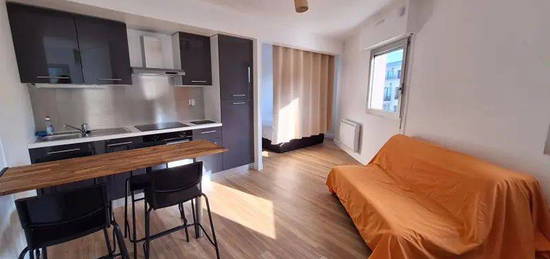 Studio meublé de 30 m² à Saint-Maur-des-Fossés