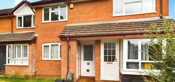 Maisonette to rent in Shackleton Way, Woodley, Reading, Berkshire RG5