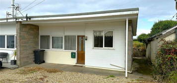 2 bed bungalow for sale