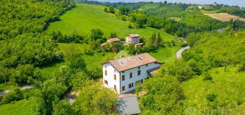 3 LOCALI A FIORANO MODENESE