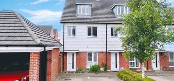 3 bed end terrace house for sale