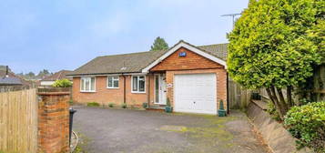 2 bed detached bungalow for sale