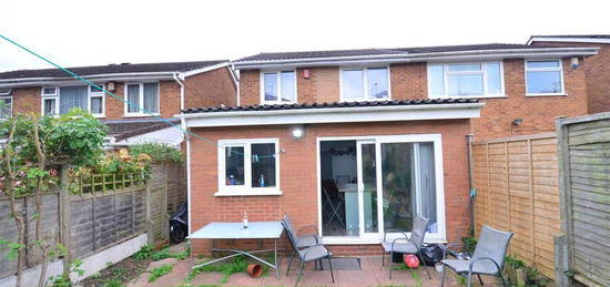 6 bedroom terraced house to rent