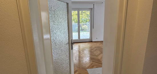 Erstbezug nach Sanierung mit Balkon: freundliche 3-Zimmer-Wohnung in Wiesbaden