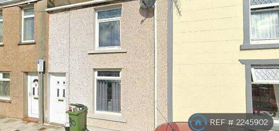 2 bedroom terraced house