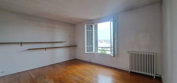 Appartement  à louer, 2 pièces, 1 chambre, 42 m²