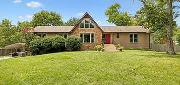 5904 S New Hope Rd, Hermitage, TN 37076