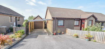 3 bedroom semi-detached bungalow for sale