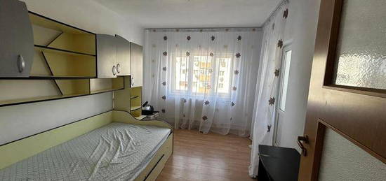 Inchiriere apartament cu 3 cam 6/8 stradal zona Malcoci Sebastian