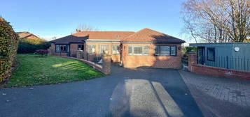 4 bedroom detached bungalow for sale