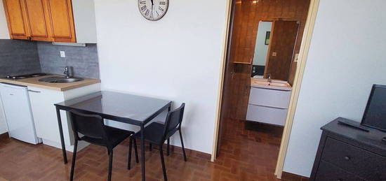 STUDIO MEUBLÉ 20m² à AUDICOURT 295