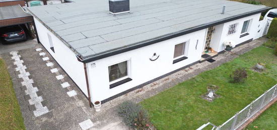 Einfamilienhaus in Rudow zu verkaufen - Wohn/Nutzfläche ca 200 Quadratmeter - 5 Zimmer - Garage