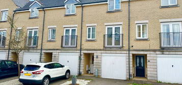 Town house for sale in Vincent Close, Cobholm, Great Yarmouth NR31