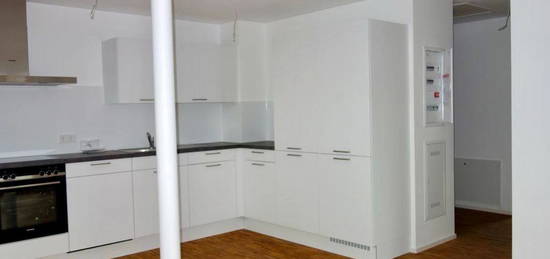 Schicke 2 Zimmer-DG-Wohnung (Erstbezug) mit Südloggia