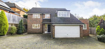 5 bedroom detached house