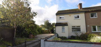 3 bed semi-detached house for sale