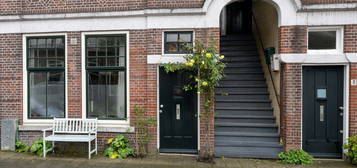 De Genestetstraat 4 B