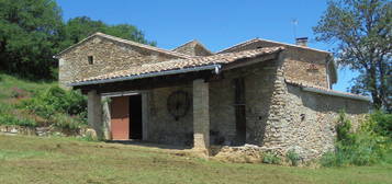 Ancienne ferme en pierre