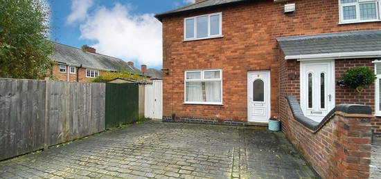 Town house for sale in Cromford Avenue, Wigston LE18