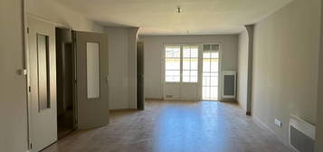 Appartement  à louer, 2 pièces, 1 chambre, 72 m²