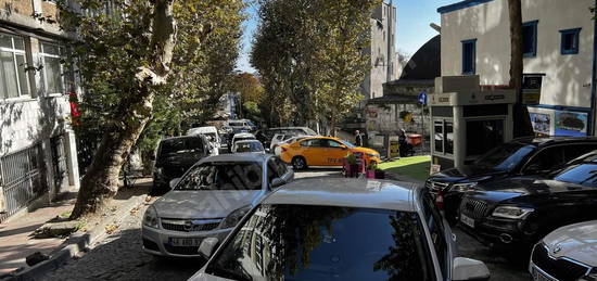 SULTANAHMET'E VE SAHİLE YÜRÜME MESAFESİ 2+1 75 m2