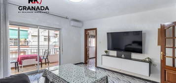 Piso en venta en calle Platon, 3