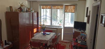 Apartament cu 2 camere, Centru, Etaj Intermediar, 2c-7262