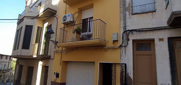 Chalet adosado en venta en calle Juli Antoni, 8