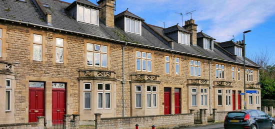 2 bedroom terraced house