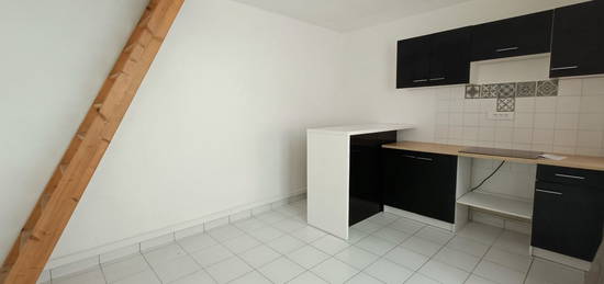 Studio  à louer, 1 pièce, 20 m², Étage 0/–