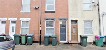 2 bedroom terraced house