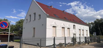 Elegante Maisonette mit großzügigem Garten und Glasfaseranschluss–Ein modernes Wohnjuwel in Barleben