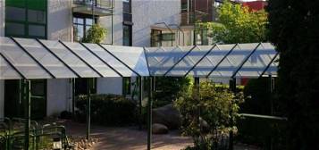 Schöne, geräumige ein Zimmer Wohnung mit Terrasse in Wiesbaden