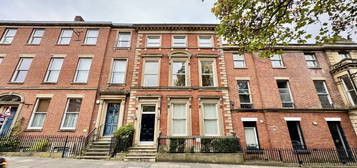 Flat to rent in Winckley Square, Preston PR1